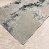 Clay Cherom – Hand Tufted Wool Rug in Light Grey/Slate Grey