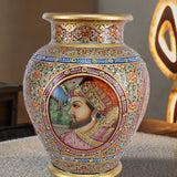 Raja and Rani - Vase in Marble