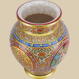 Raja and Rani - Vase in Marble